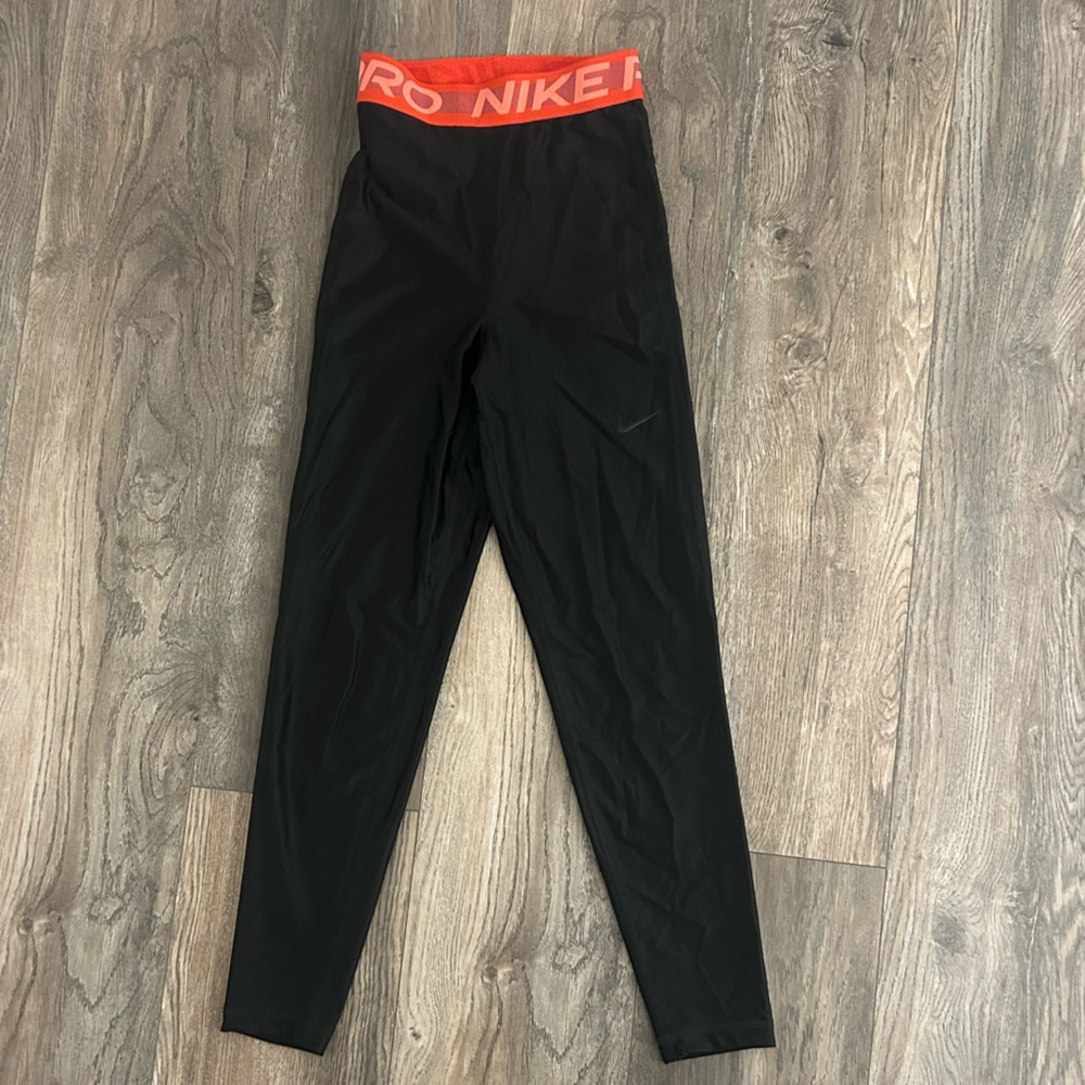 Nike pro dri fit black shiny leggings with elastic waist women’s size XXS